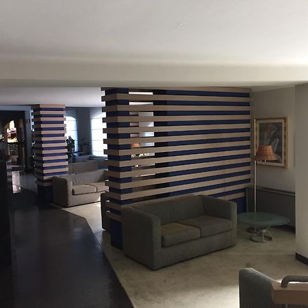 Albergo Della Corona Binasco Kültér fotó